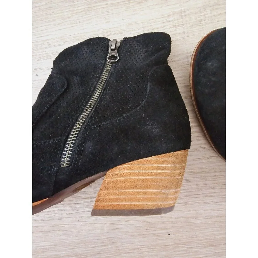 Kork Ease Sherrill Black Suede Leather Western Zipper Heel Bootie Boots Shoes 7